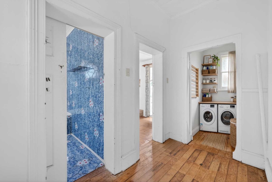 3 Bedroom Property for Sale in Oranjezicht Western Cape